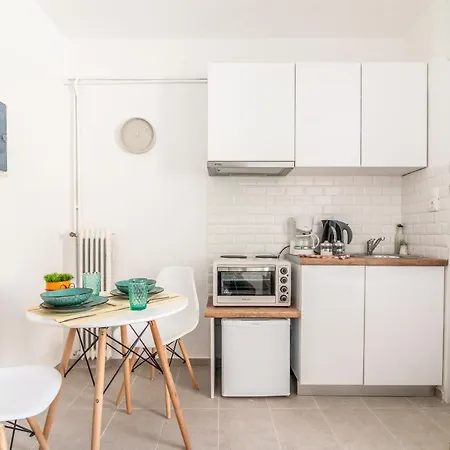 Renovated Near Downtown Apartman