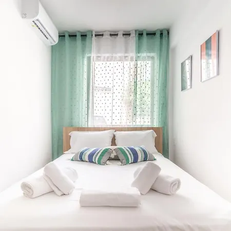 Renovated Near Downtown Apartman Iráklio