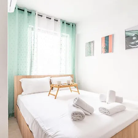 Renovated Near Downtown Apartman *